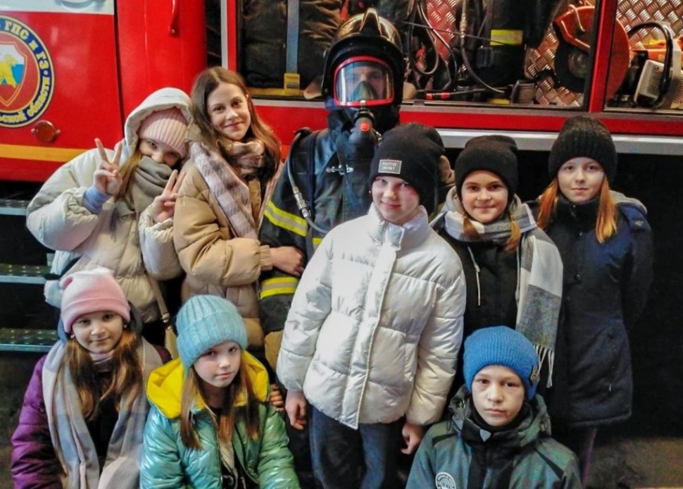 Пятиклассники одной из школ Онеги побывали в пожарной части